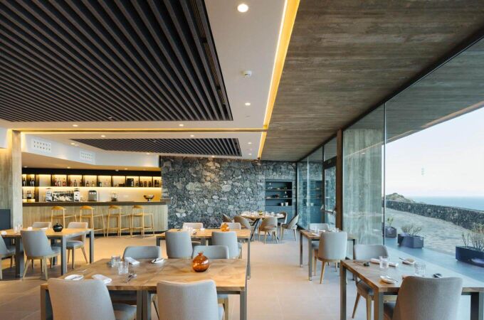 TheGrefg y Miguel Ángel Silvestre sorprenden con su visita al nuevo templo gastronómico de moda