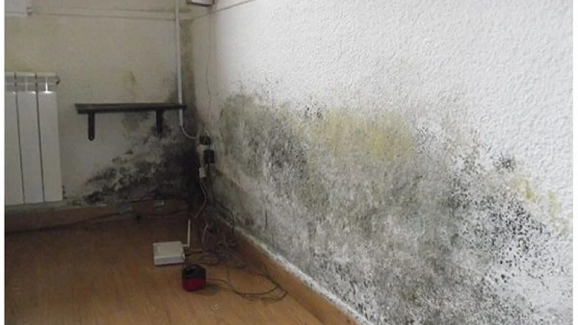 Las humedades en uno de los cuarteles de la Guardia Civil