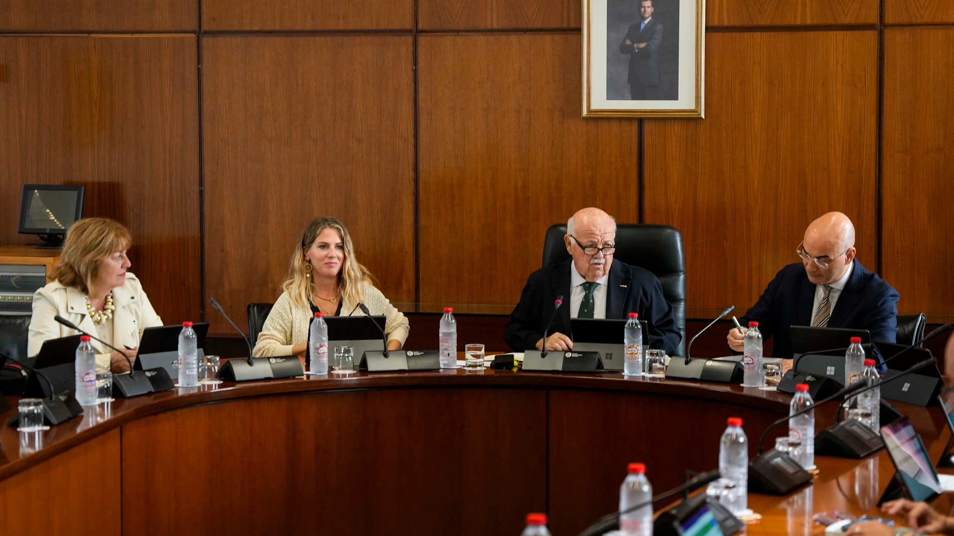 El Parlamento aprueba su oferta de empleo público para este año compuesta de 20 plazas