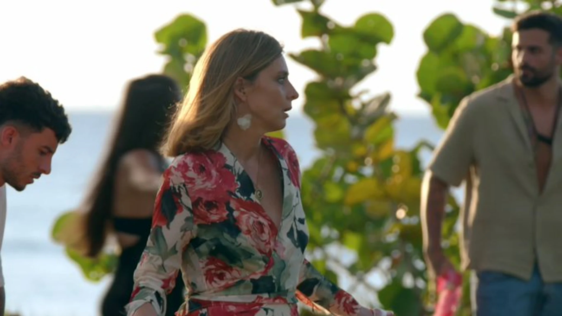 Sandra barbeda, desesperada por la actitud de las parejas de 'La isla de las tentaciones 9'