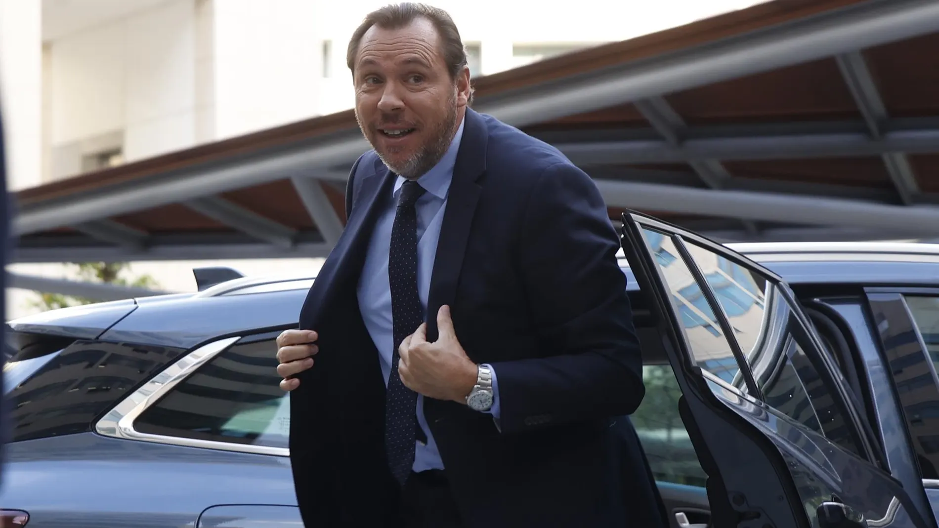 Óscar Puente sobre el libro del rey Juan Carlos I: "Tengo mucho respeto por el emérito"