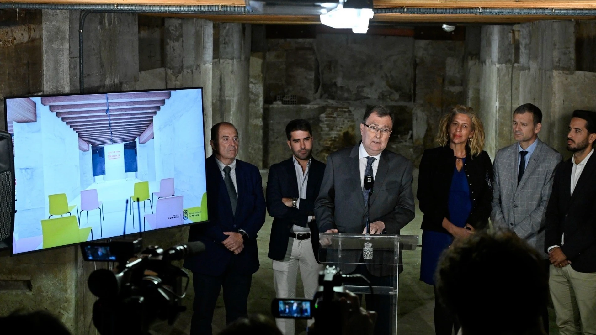El alcalde de Murcia, José Ballesta, presenta el proyecto de puesta en valor de la antigua fábrica de harinas La Constancia REMITIDA / HANDOUT por AYUNTAMIENTO DE MURCIA Fotografía remitida a medios de comunicación exclusivamente para ilustrar la noticia a la que hace referencia la imagen, y citando la procedencia de la imagen en la firma 06/11/2025