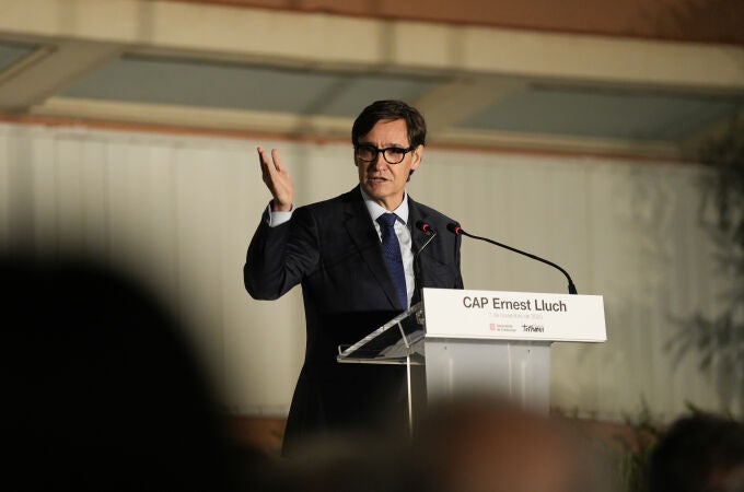 Illa preside el cambio del CAP Les Corts como CAP Ernest Lluch en Barcelona Illa preside el cambio del CAP Les Corts como CAP Ernest Lluch en Barcelona