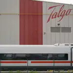 Economía/Bolsa.- Talgo se dispara un 8,8% tras ratificar Sidenor y Pegaso el acuerdo de compra
