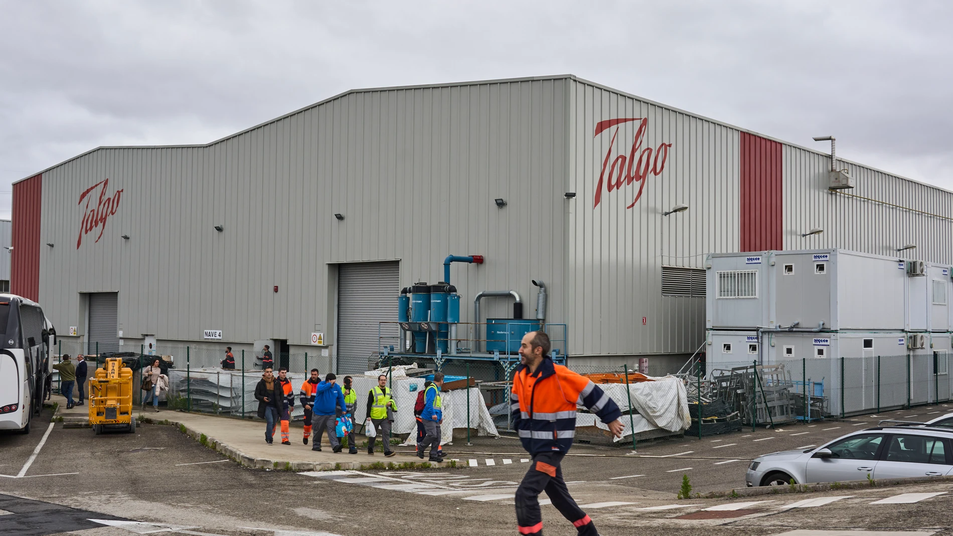 RIVABELLOSA (ÄLAVA), 07/11/2025.-Vista de la planta principal de Talgo en Rivabellosa (Álava), que con 750 trabajadores se consolida el proyecto industrial y el empleo. Las instituciones vascas han resaltado que con el acuerdo de compraventa de Talgo la sede de la compañía ferroviaria volverá a Euskadi, donde tiene su planta principal, en Rivabellosa (Álava). EFE / L. Rico