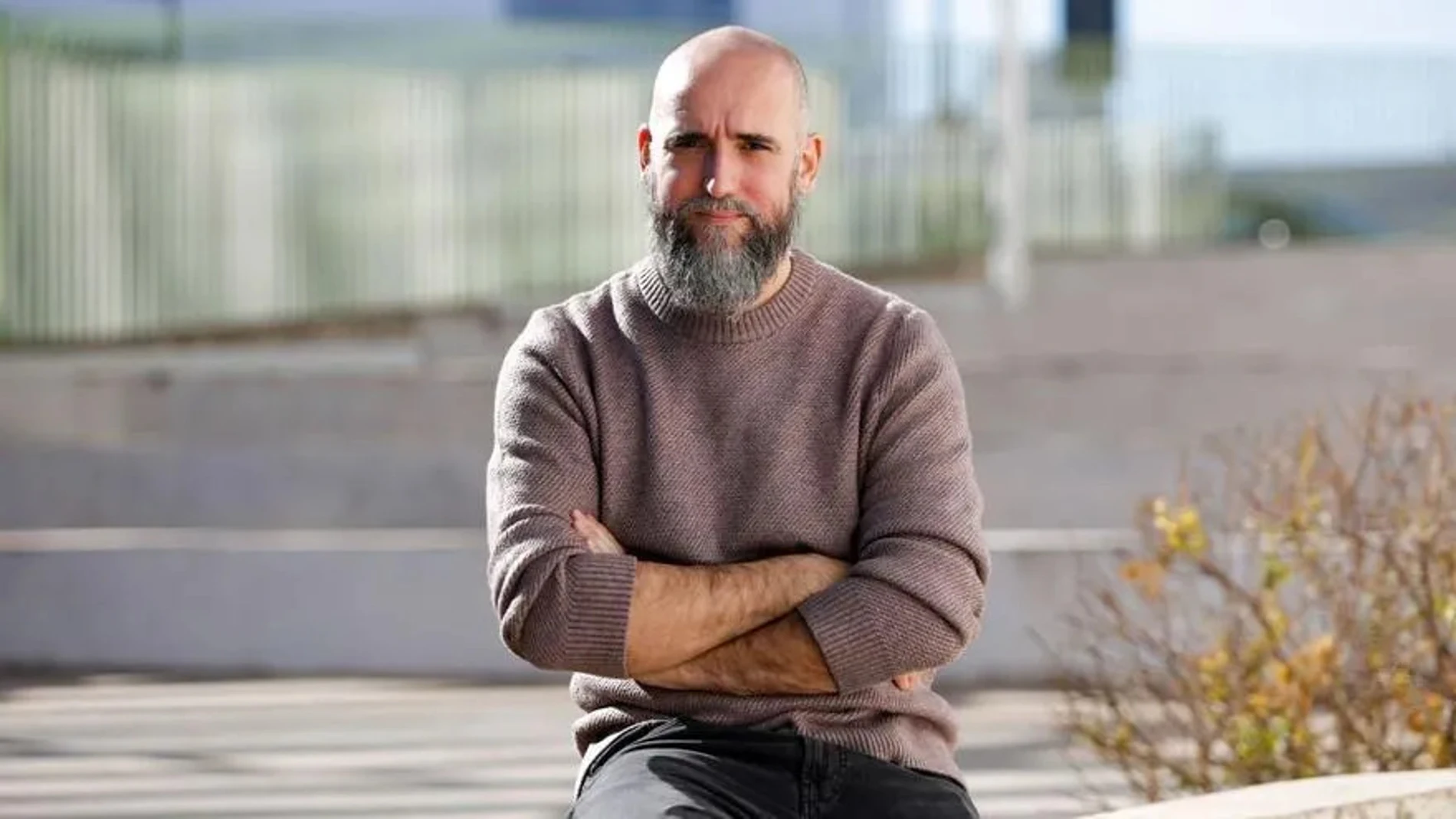 Jon Hernández, divulgador de IA: “Sin ninguna duda, la IA va a reemplazar todos los trabajos humanos”