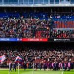 EL FC Barcelona prepara su partido ante el Celta en el Spotify Camp Nou ante 23 espectadores