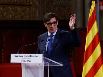 El presidente de la Generalitat de Cataluña, Salvador Illa, encabeza el acto "1975-2025. La recuperación de los derechos y las libertades democráticas: la construcción de un futuro mejor"