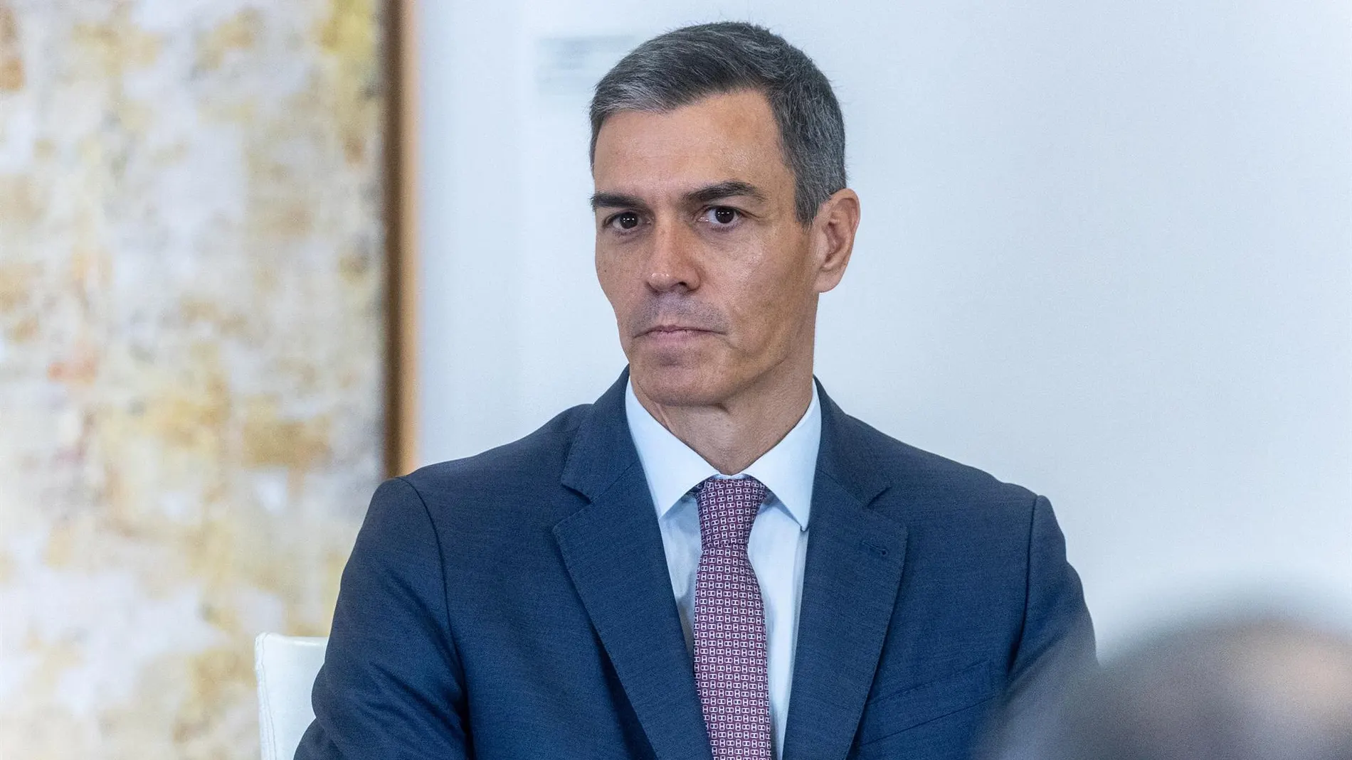 Pedro Sánchez desea una pronta recuperación al policía herido en una operación contra el narcotráfico en Sevilla