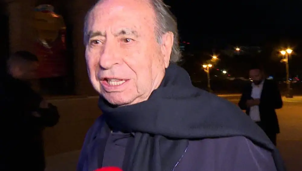 Pedro Trapote sale en defensa del emérito tras la publicación de sus memorias