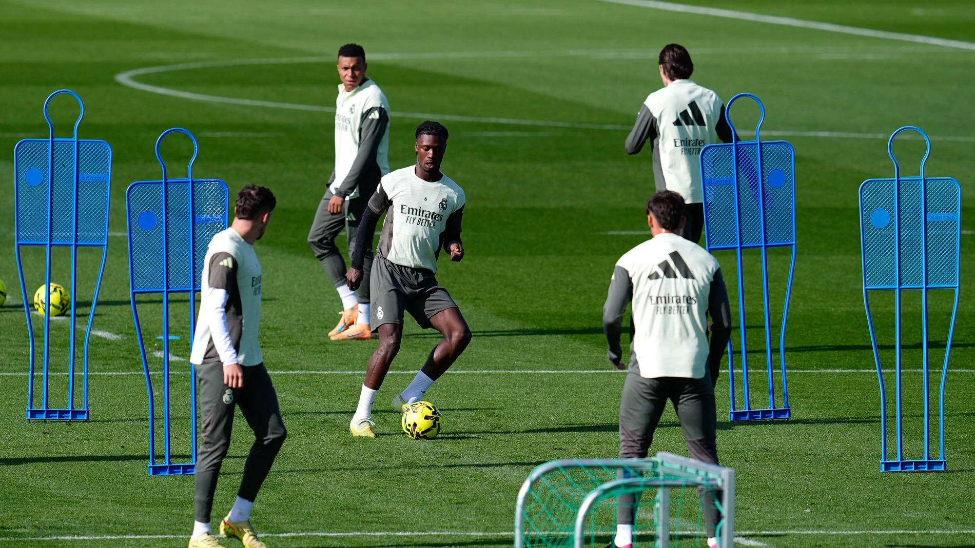 Camavinga, en la última sesión de entrenamiento del Real Madrid
