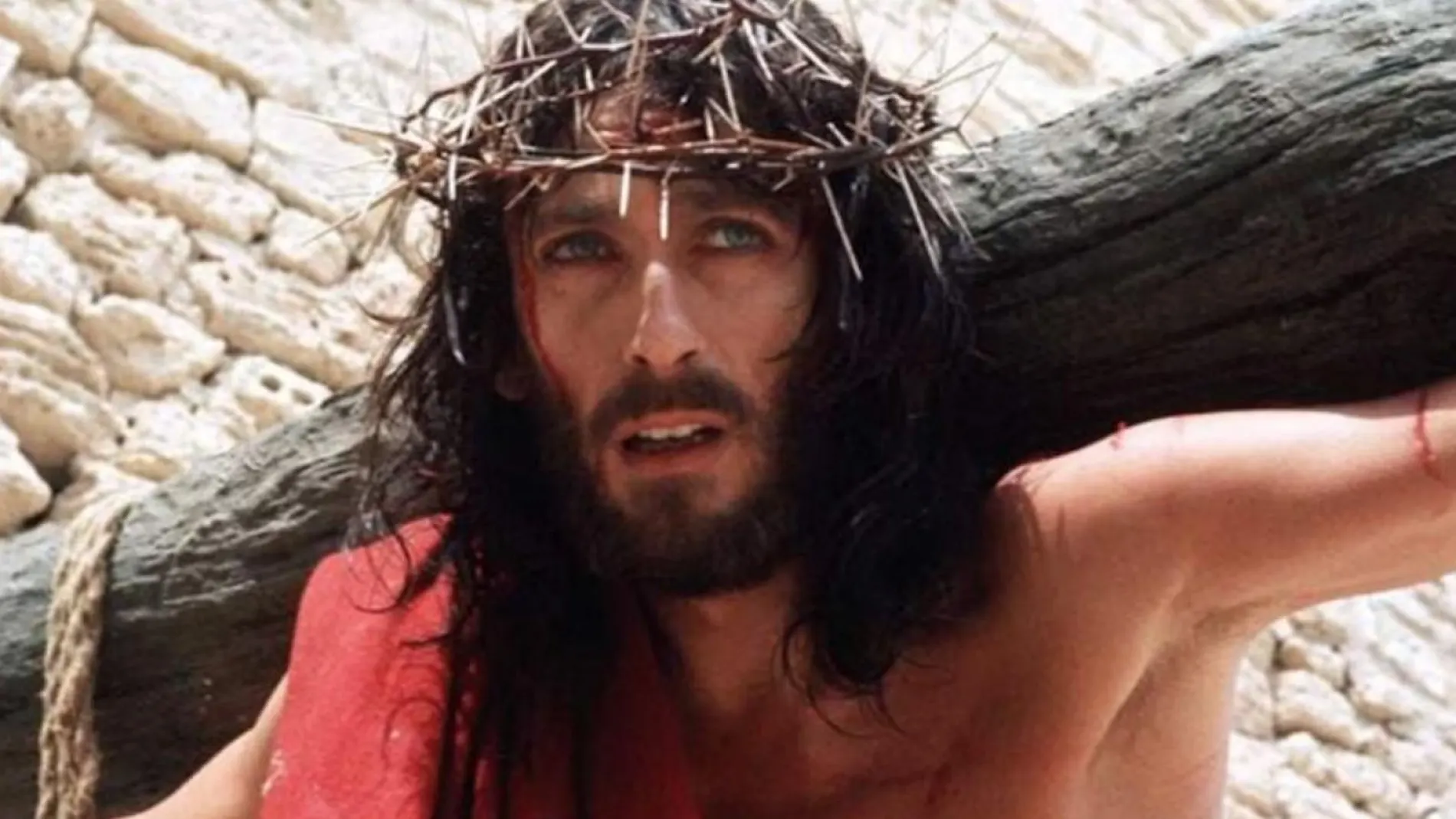 Robert Powel protagonizó, en 1977, el «Jesús de Nazaret» de Franco Zeffirelli