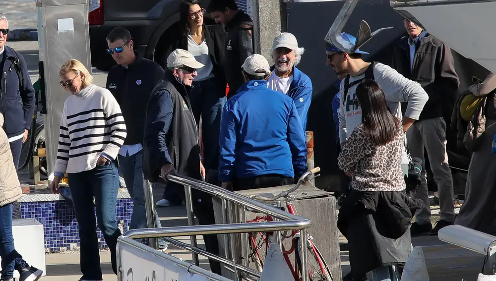 El Rey Juan Carlos participa en las Regatas de Sanxenxo