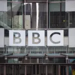 R.Unido.- Dimite el director general de la BBC tras acusaciones de manipular declaraciones de Trump