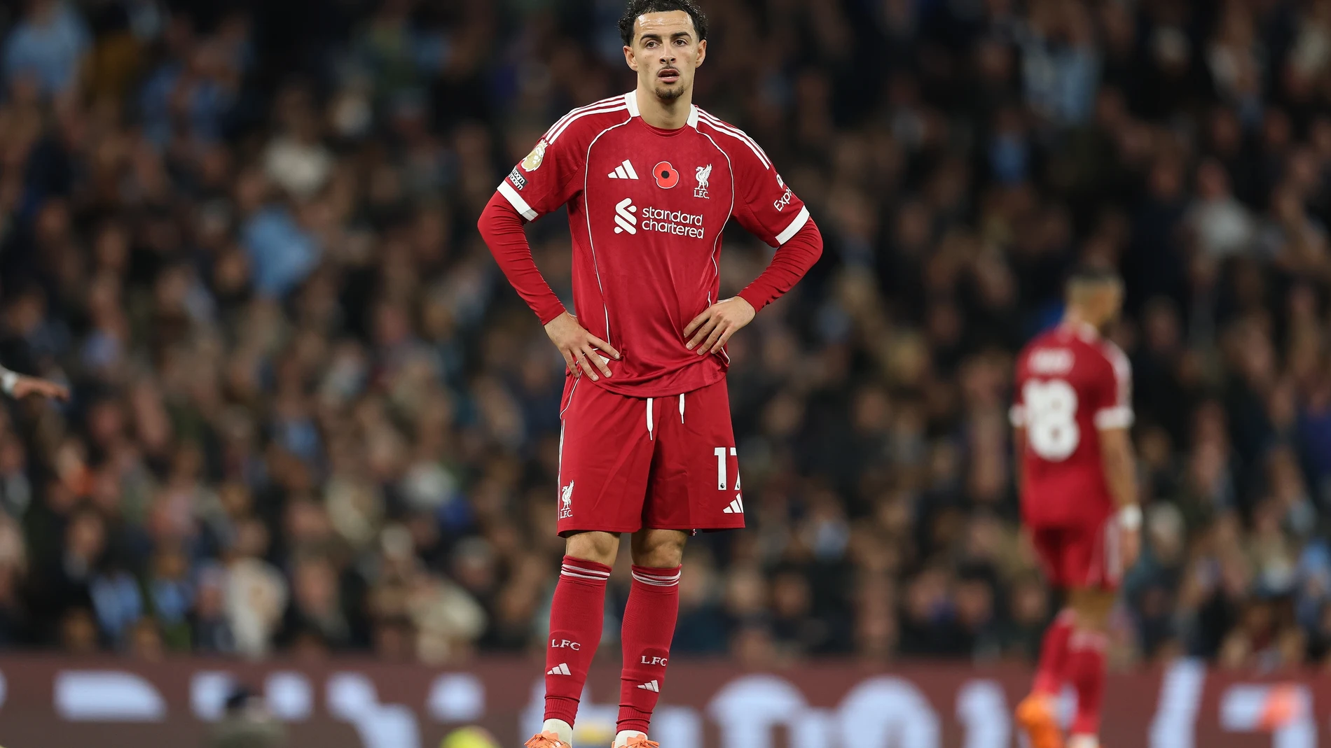 MANCHESTER (United Kingdom), 09/11/2025.- Liverpool's Curtis Jones looks on during the English Premier League match between Manchester City and Liverpool FC, in Manchester, Britain, 09 November 2025. (Reino Unido) EFE/EPA/ADAM VAUGHAN EDITORIAL USE ONLY. No use with unauthorized audio, video, data, fixture lists, club/league logos, 'live' services or NFTs. Online in-match use limited to 120 images, no video emulation. No use in betting, games or single club/league/player publications.