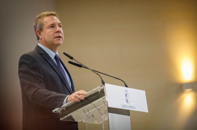 Emiliano García-Page en la inauguración de la primera fase de la Casa de la Igualdad de Cuenca
