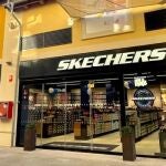 Podólogos lo confirman: estas Skechers ayudan a reducir la carga en los pies mientras caminas Podólogos lo confirman: estas Skechers ayudan a reducir la carga en los pies mientras caminas