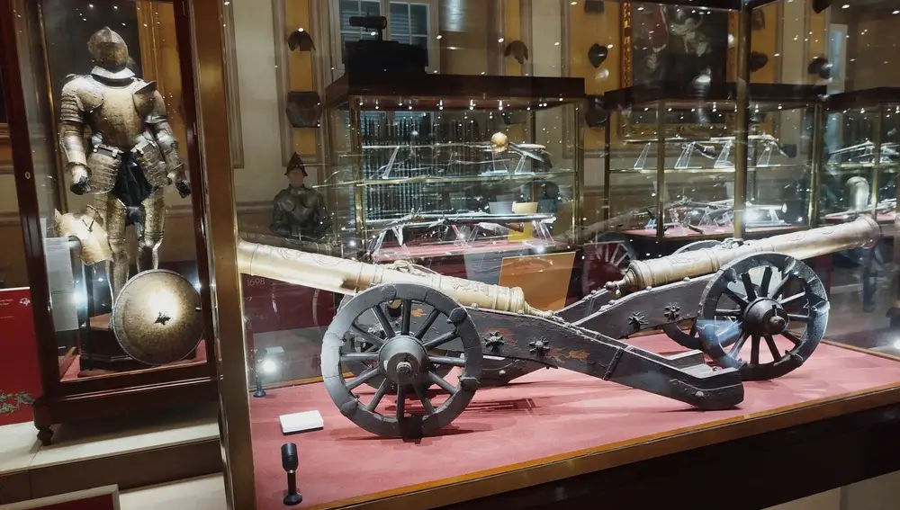 También se exhiben pequeñas piezas de artillería
