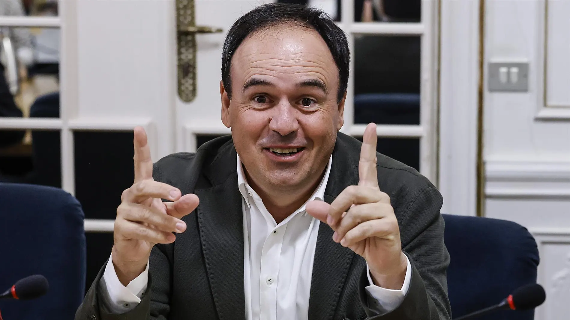 Pérez Llorca asegura que le corresponde a la dirección nacional del PP proponer el candidato para suceder a Mazón