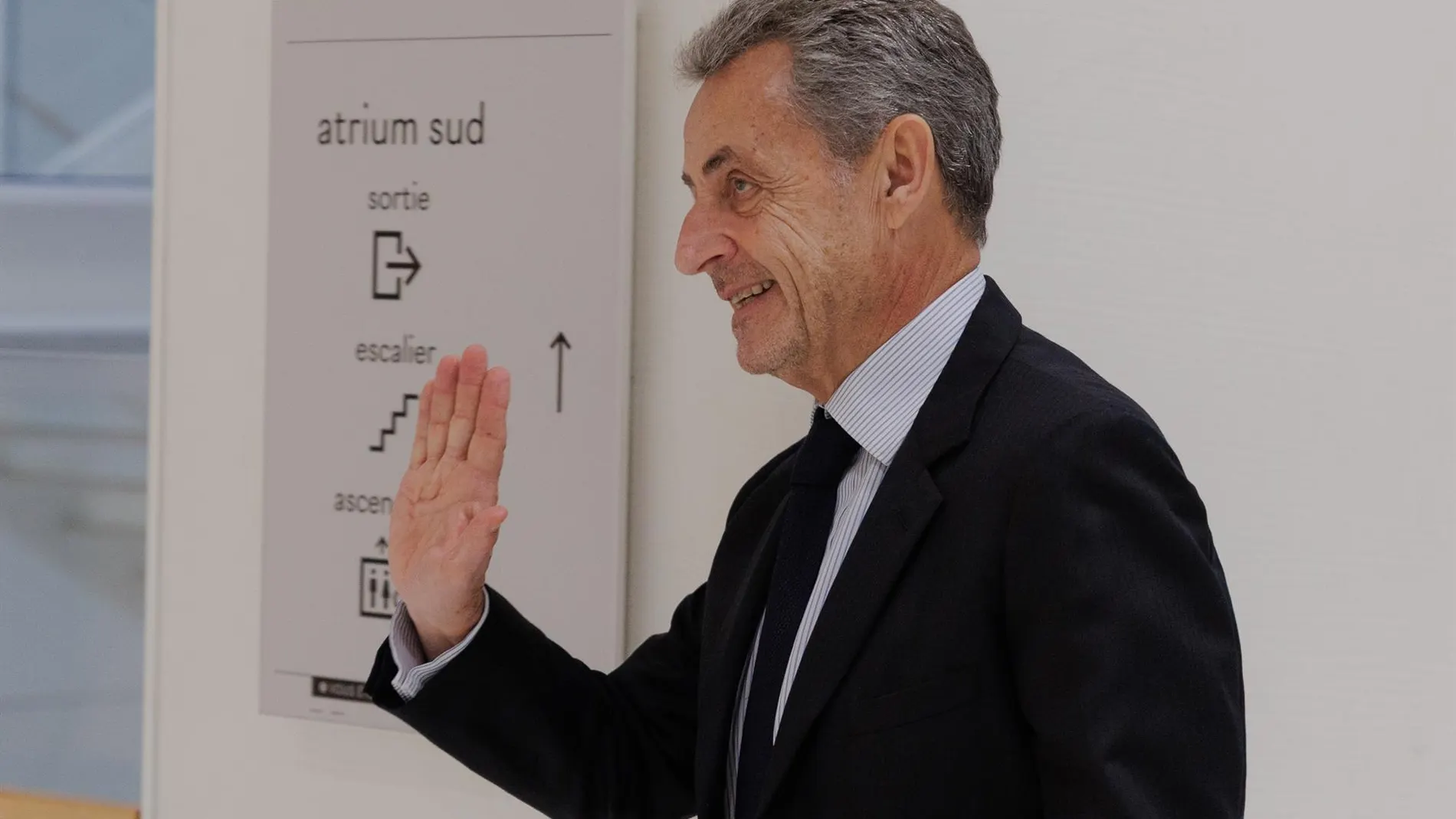 Francia.- AMP.- Un tribunal ordena liberar de prisión al expresidente Nicolas Sarkozy bajo medidas de control judicial