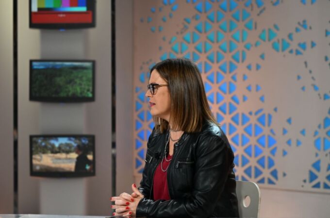 La consejera Portavoz, Esther Padilla, en una entrevista en CMMedia