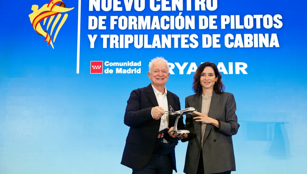 Ayuso defiende a Ryanair como "socio destacado" de España tras el choque con el Gobierno