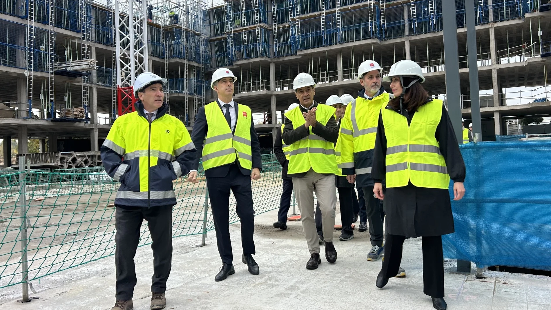 La normativa que permite convertir oficinas en viviendas de alquiler asequible permanecerá en vigor dos años más