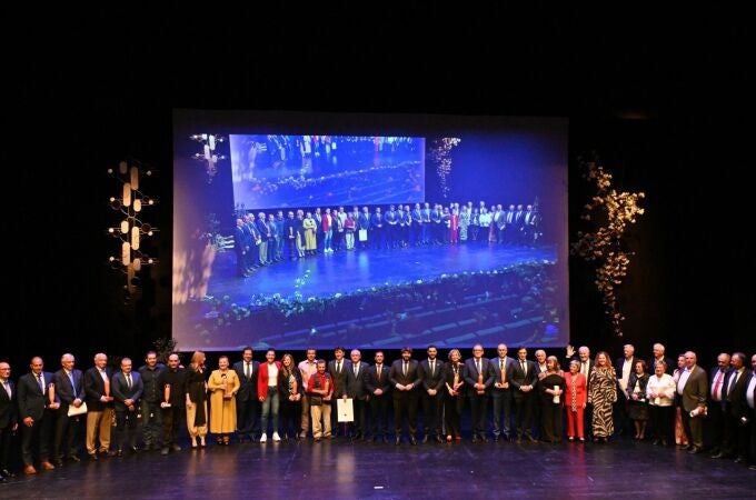 MURCIA.-López Miras destaca el empuje empresarial de Águilas como "uno de los grandes motores económicos de la Región de Murcia" MURCIA.-López Miras destaca el empuje empresarial de Águilas como "uno de los grandes motores económicos de la Región de Murcia"