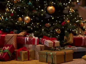 Los 3 árboles de Navidad más bonitos y realistas que puedes pedir hoy y tener montados para el próximo puente 3 árboles de Navidad