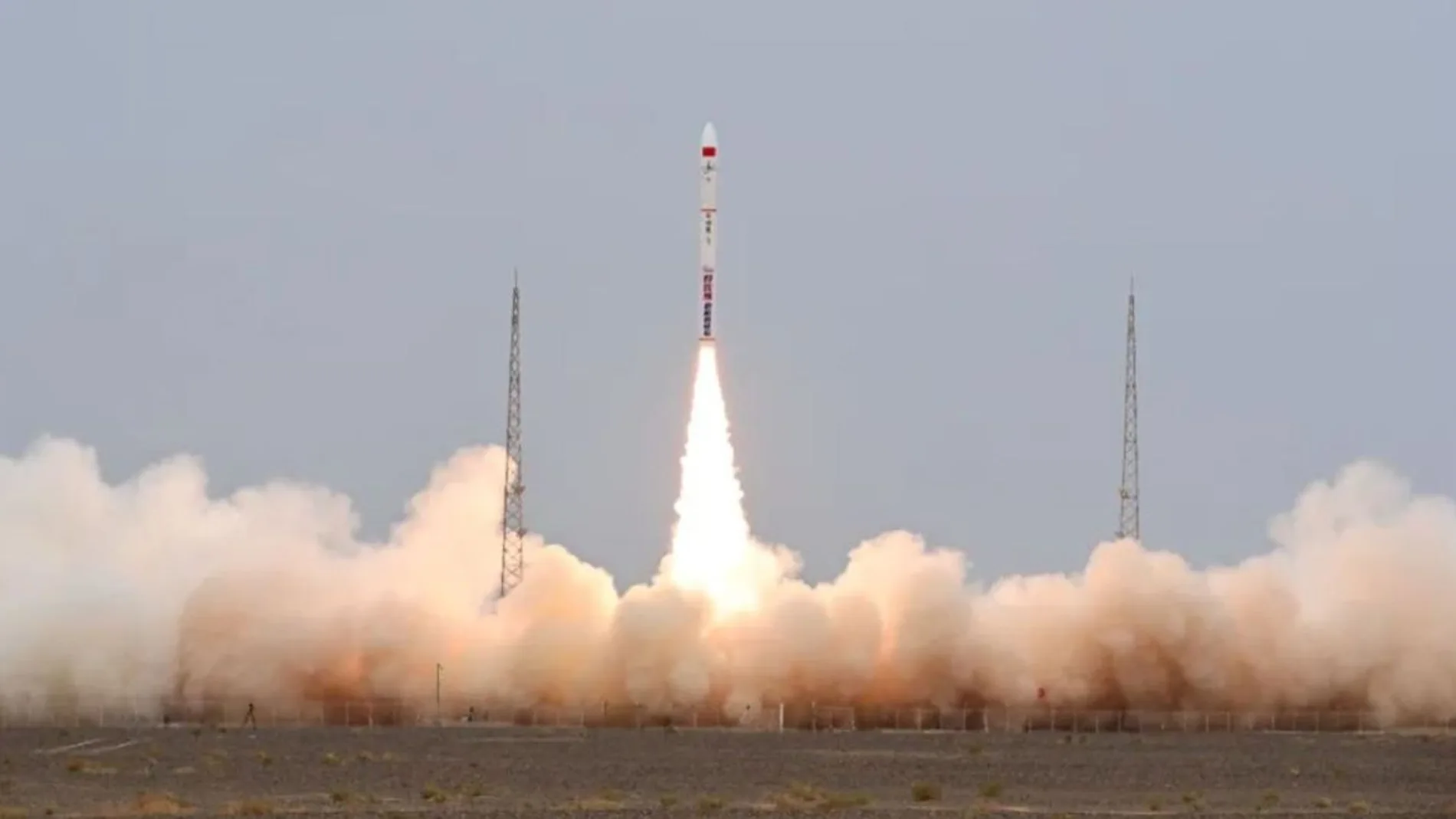 Un cohete privado chino se apaga en pleno vuelo y destruye tres satélites