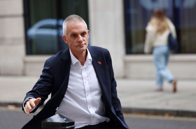 US President Trump threatens BBC with lawsuit over edited speech