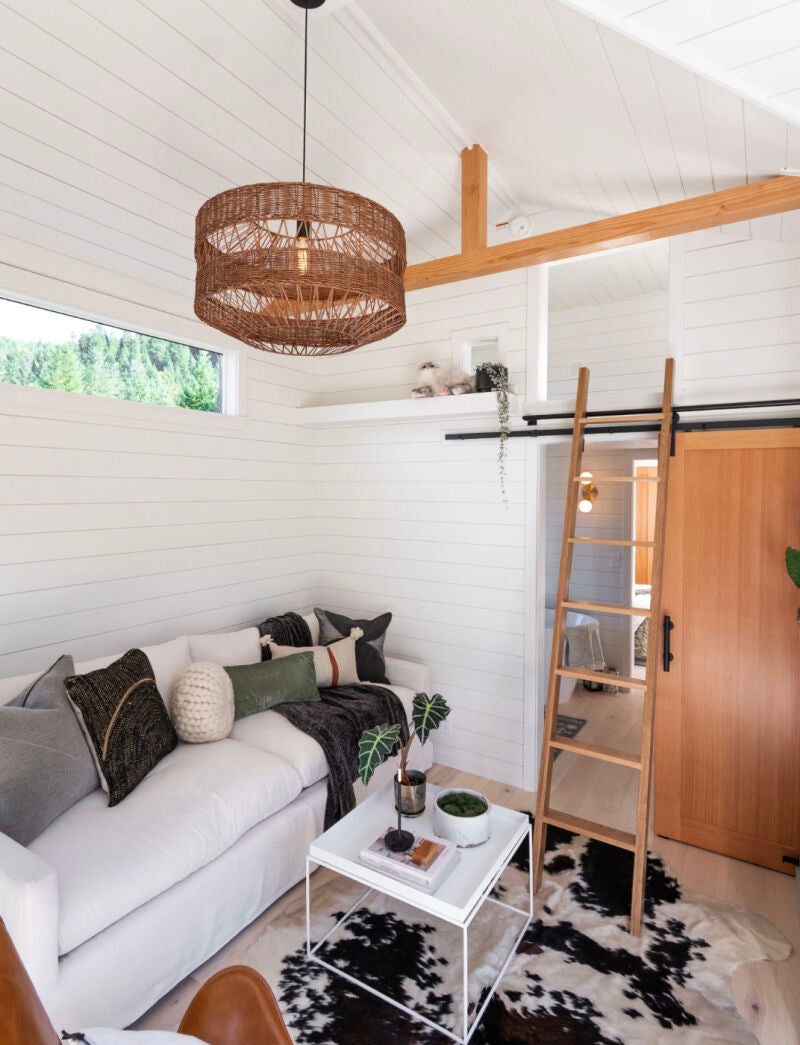 Escaleras del dormitorio secundario