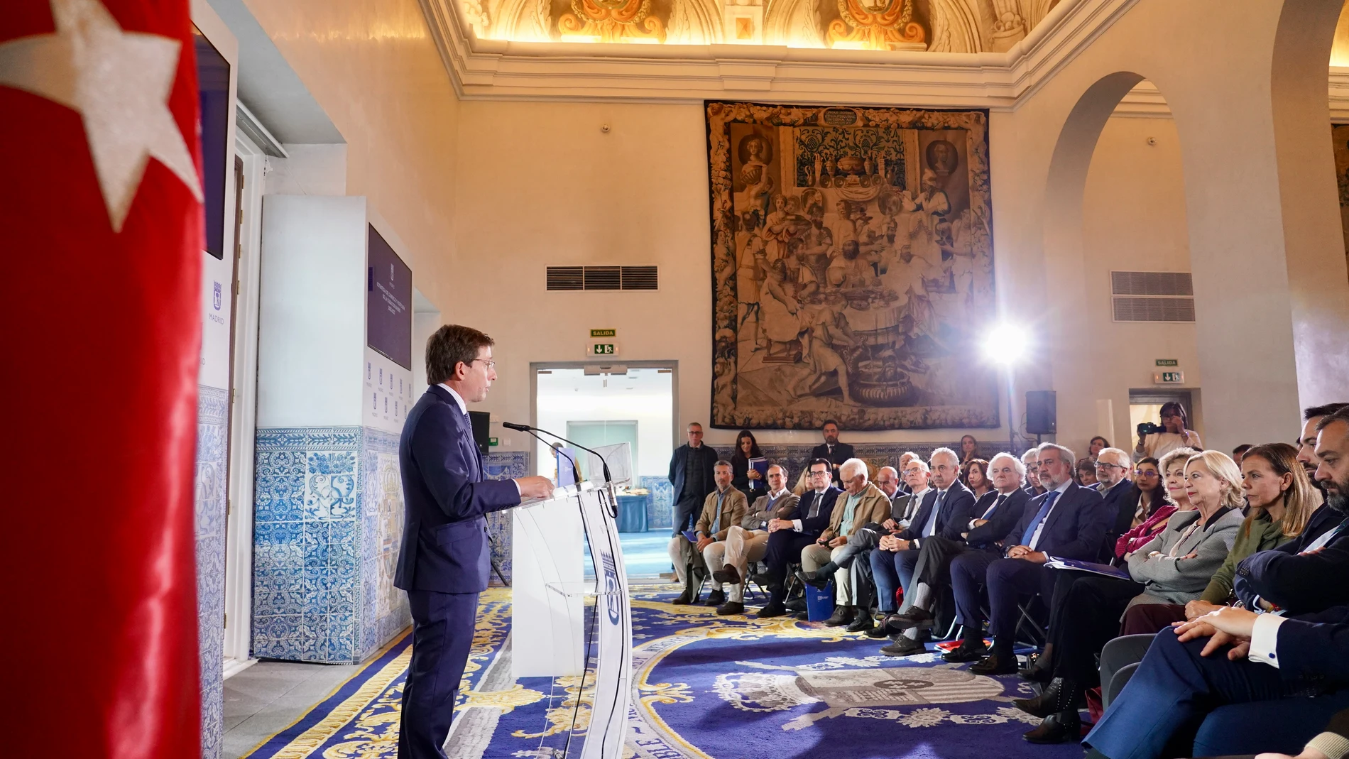 Martínez-Almeida, durante la presentación de la estrategia en la Casa de la Panadería