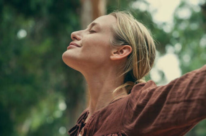 El ejercicio de tres minutos que puede aliviar el estrés en cualquier momento del día