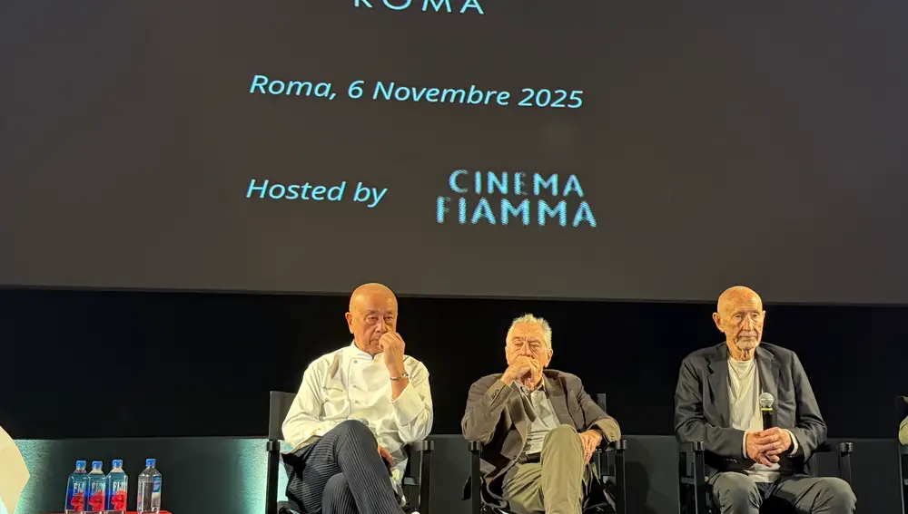 Chef Nubu, De Niro y Teper en la presentación del NOBU en el Cinema Fiamma