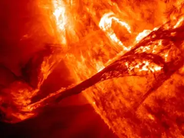 La tormenta solar tendrá impactos "leves" en España aunque podrían fallar los GPS y algunas comunicaciones por radio La tormenta solar tendrá impactos "leves" en España aunque podrían fallar los GPS y algunas comunicaciones por radio