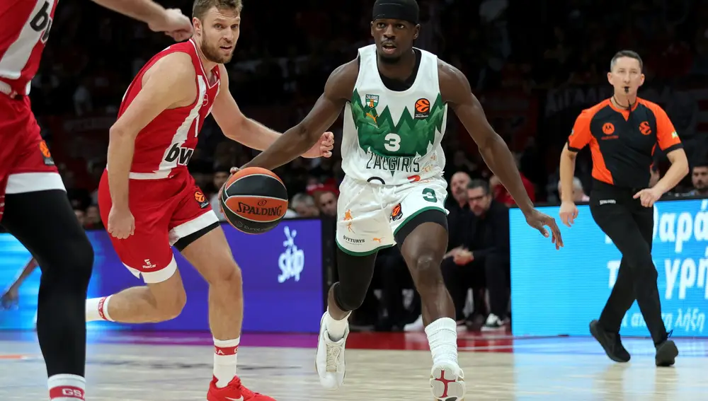 EuroLeague Basketball - Olympiacos Piraeus vs Zalgiris Kaunas