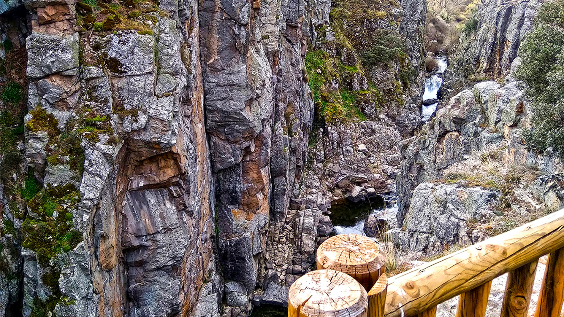 El asombroso desfiladero de la Risca de Valdeprados