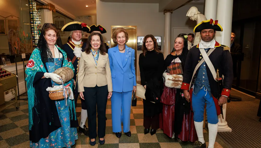 La reina Sofía asiste al homenaje en memoria de Diego de Gardoqui, primer embajador de España en Estados Unidos