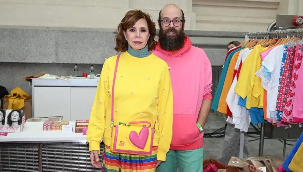 Inauguración del Rastrillo de Nuevo Futuro 2025