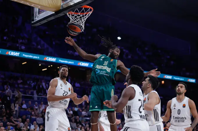 El Madrid recibe una bofetada del Panathinaikos El Madrid recibe una bofetada del Panathinaikos