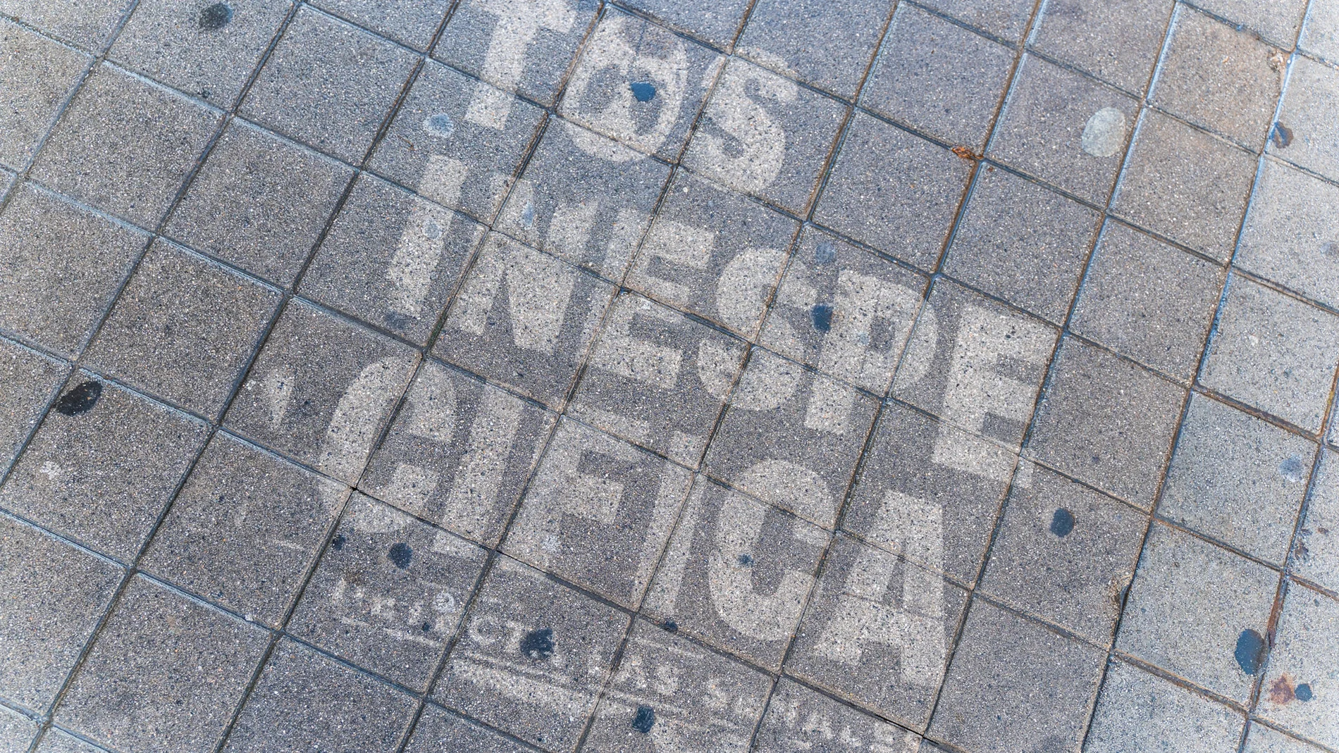 La AEACaP recuerda que la tos persistente y el dolor torácico son los síntomas más habituales del cáncer de pulmón