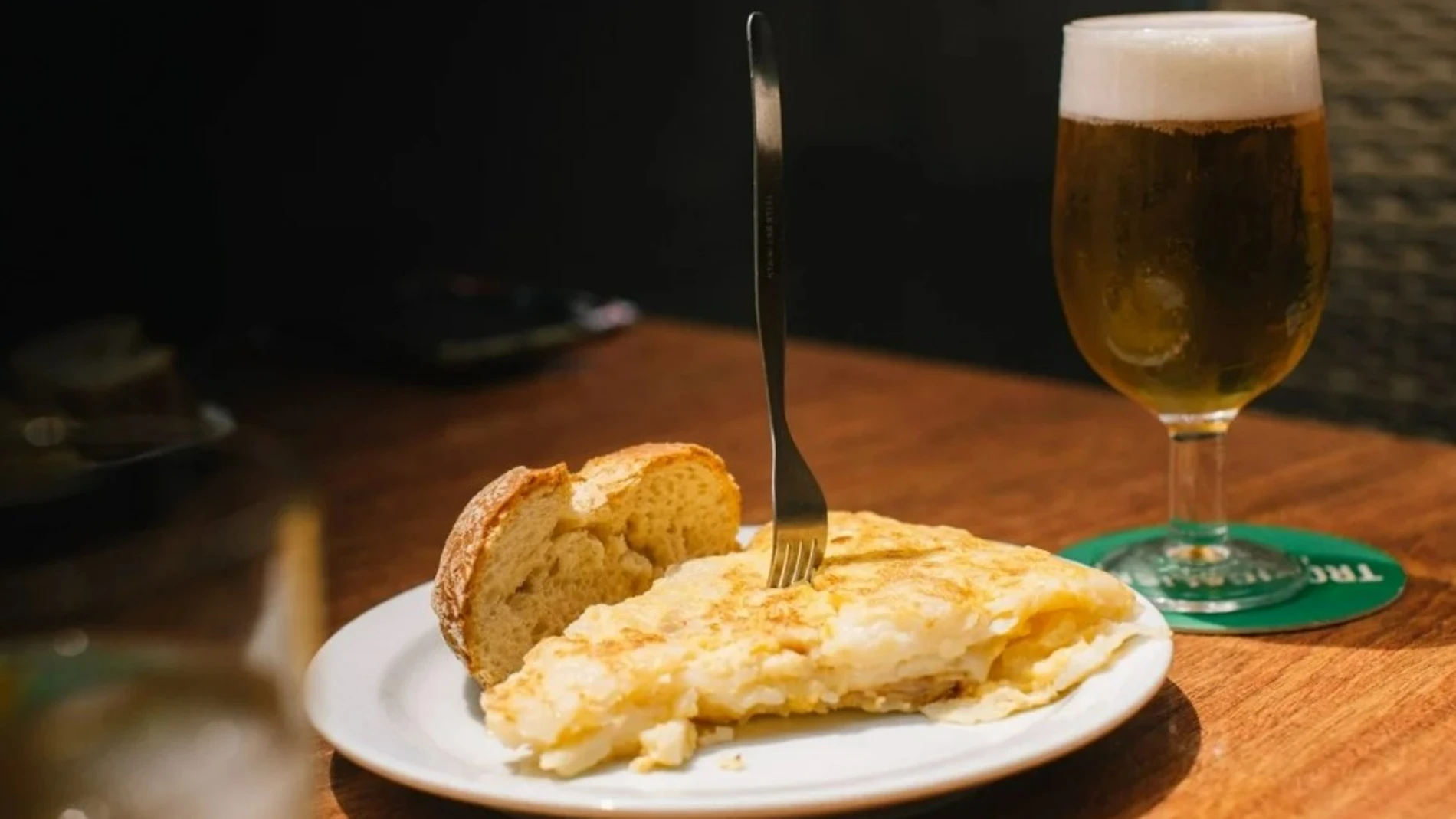 España presume de grandes bares, pero la calle de tapas más sorprendente está en esta ciudad costera