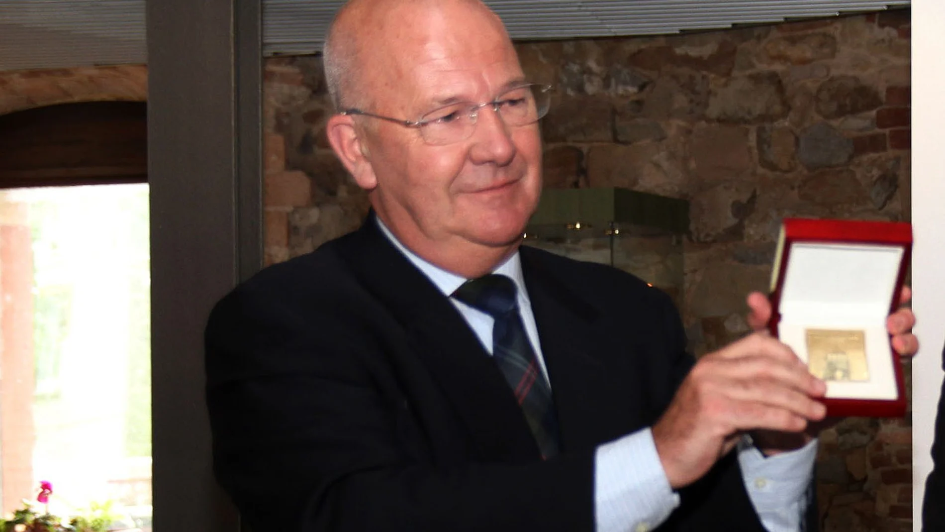 Muere a los 84 años el expresidente de Caja Duero Sebastián Battaner