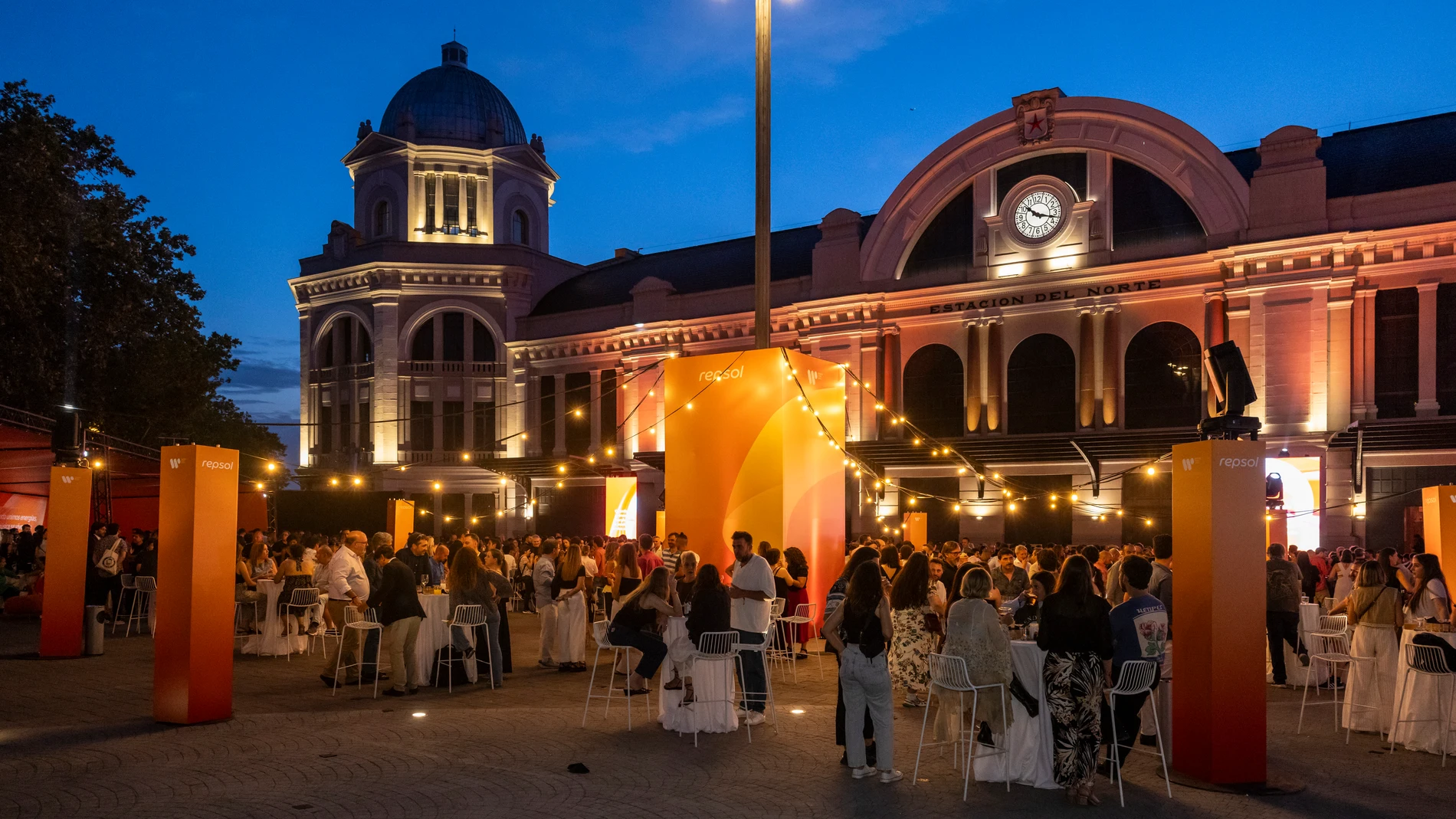 The Music Station se ubica en la antigua Estación del Norte, en Príncipe Pío, Madrid