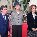 Inauguración del Rastrillo de Nuevo Futuro 2025