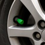 ¿Qué significan los tapones verdes en las ruedas del coche? No es muy habitual