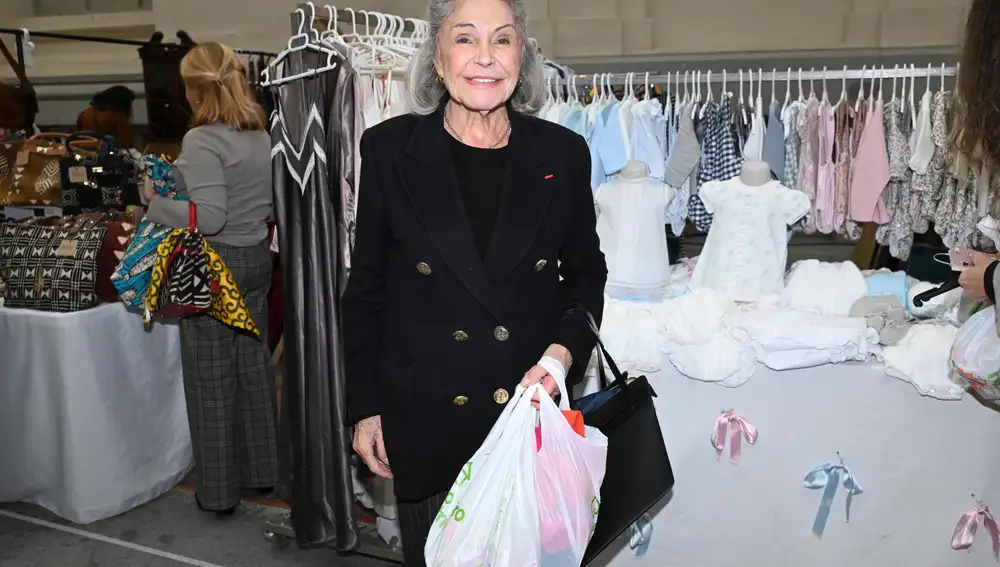 Inauguración del Rastrillo de Nuevo Futuro 2025