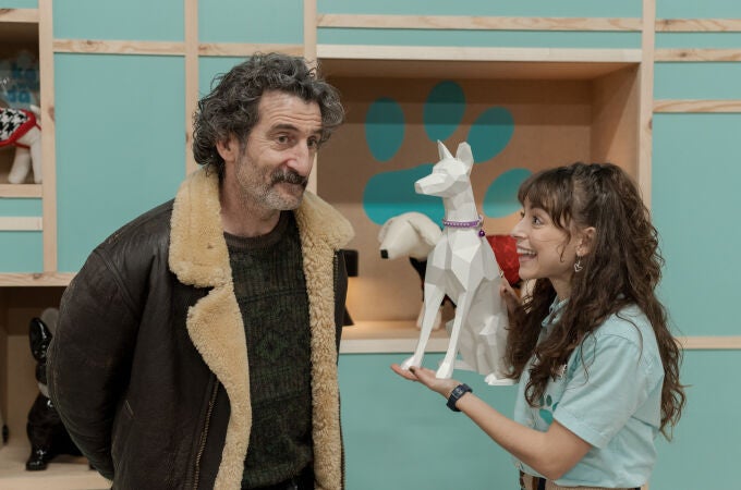 Luis Zahera y Lucía Caraballo en un capítulo de 'Animal' Luis Zahera y Lucía Caraballo en un capítulo de 'Animal'