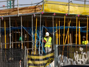 Construcción de nuevas viviendas Construcción de nuevas vivienda